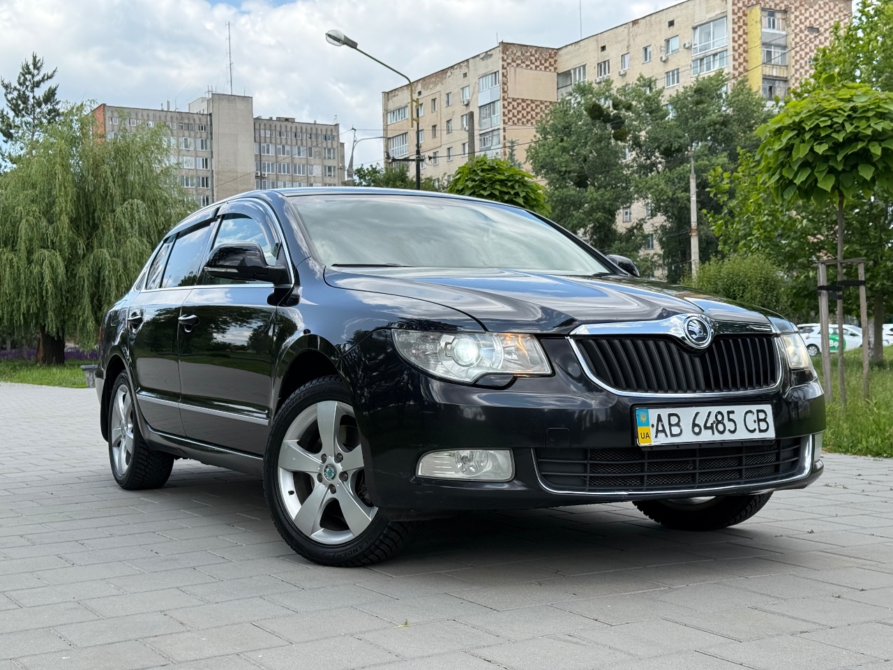 Skoda Superb - фото 1
