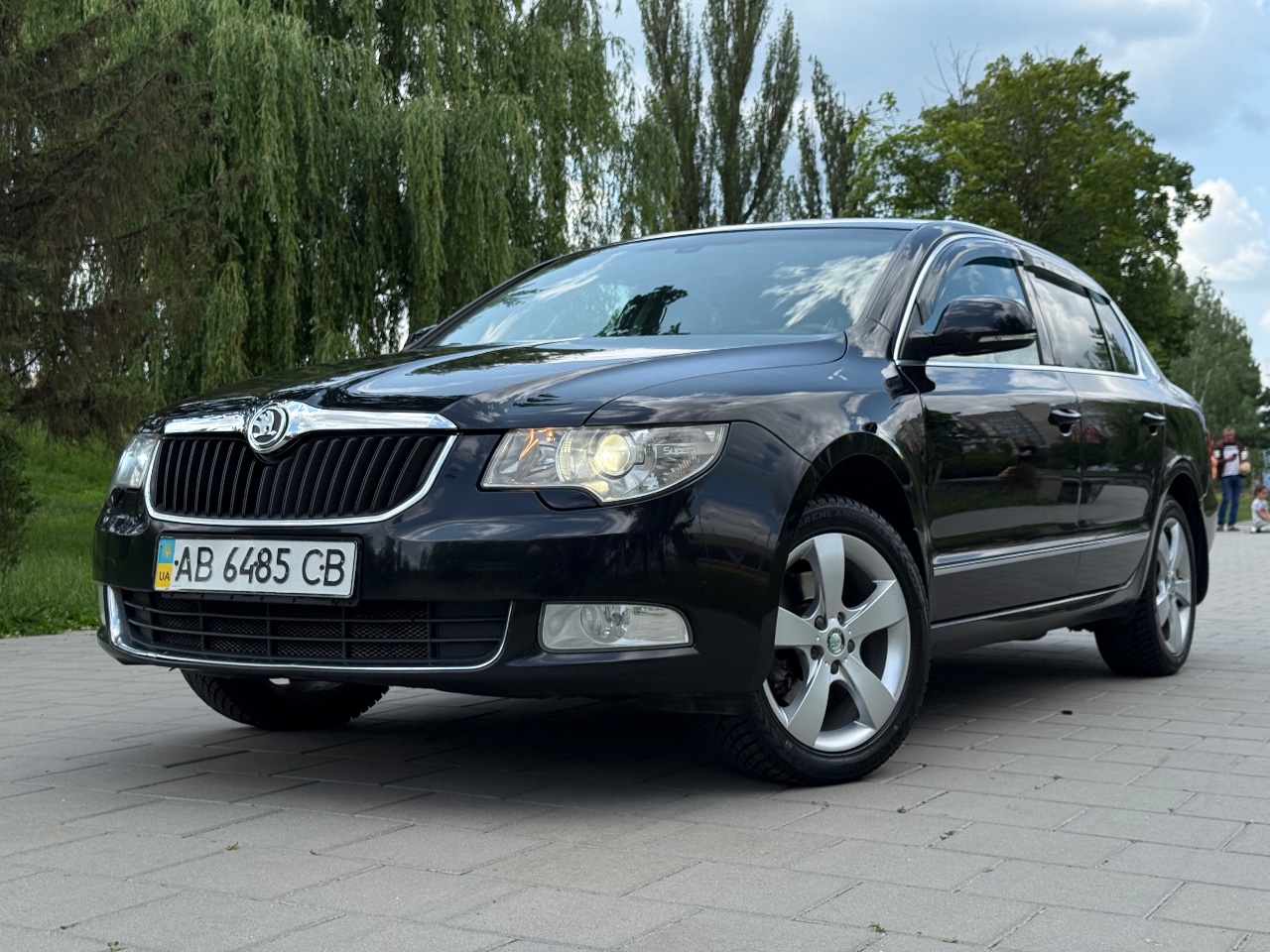 Skoda Superb - фото 10