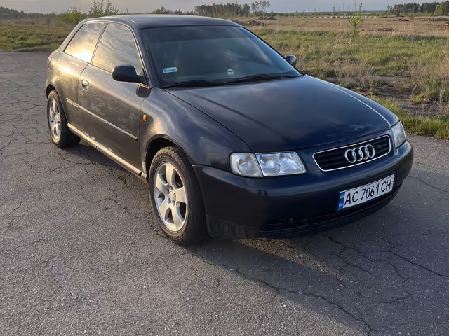 Audi A3 - фото 1