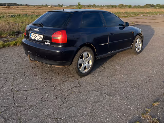 Audi A3 - фото 4