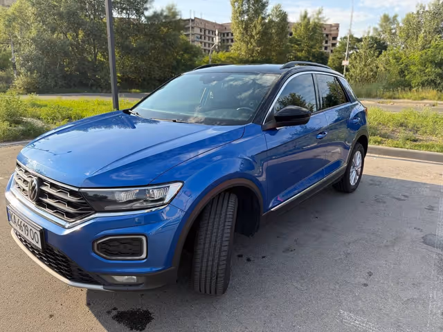 Volkswagen T-Roc - фото 2