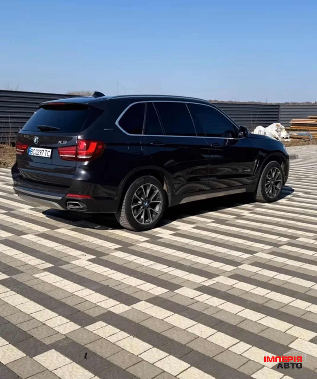 BMW X5 - фото 3