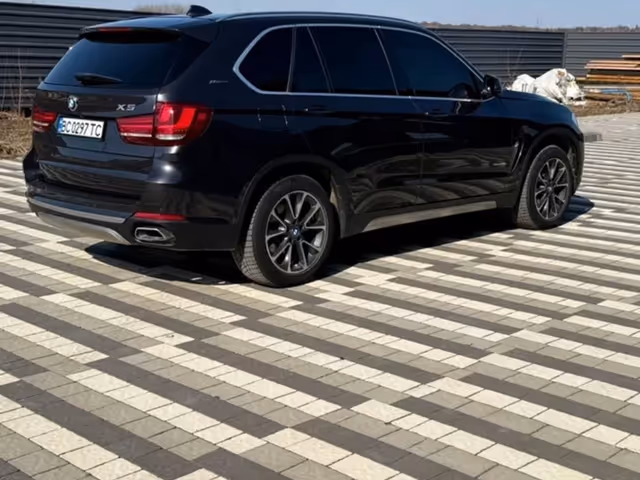 BMW X5 - фото 3