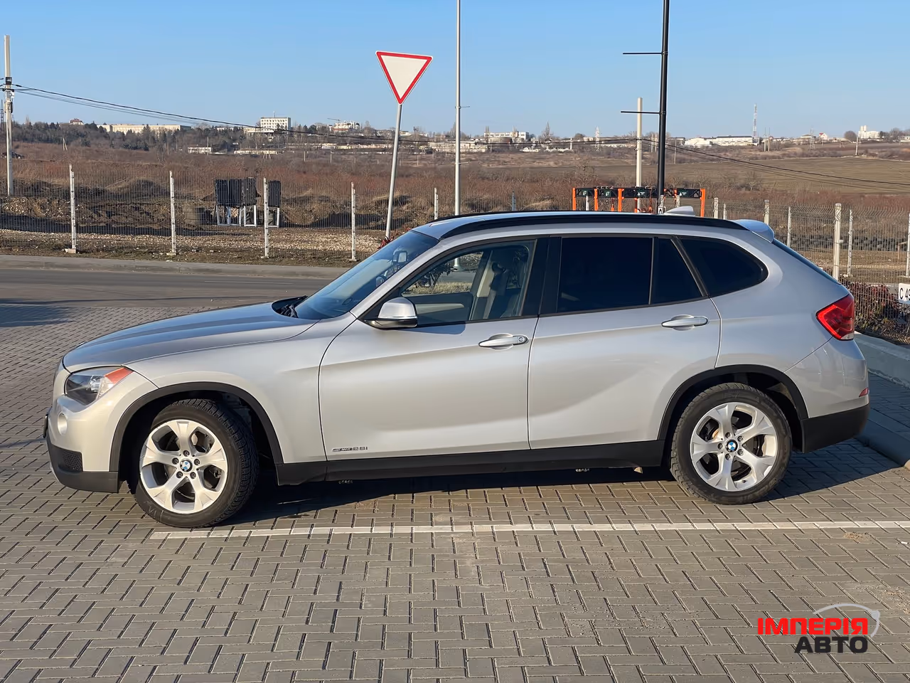 BMW X1 - фото 3