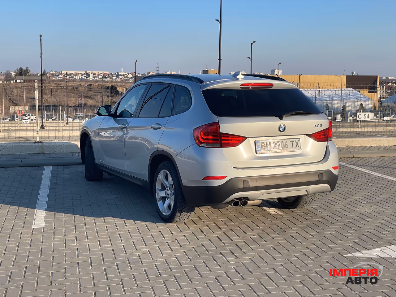 BMW X1 - фото 7