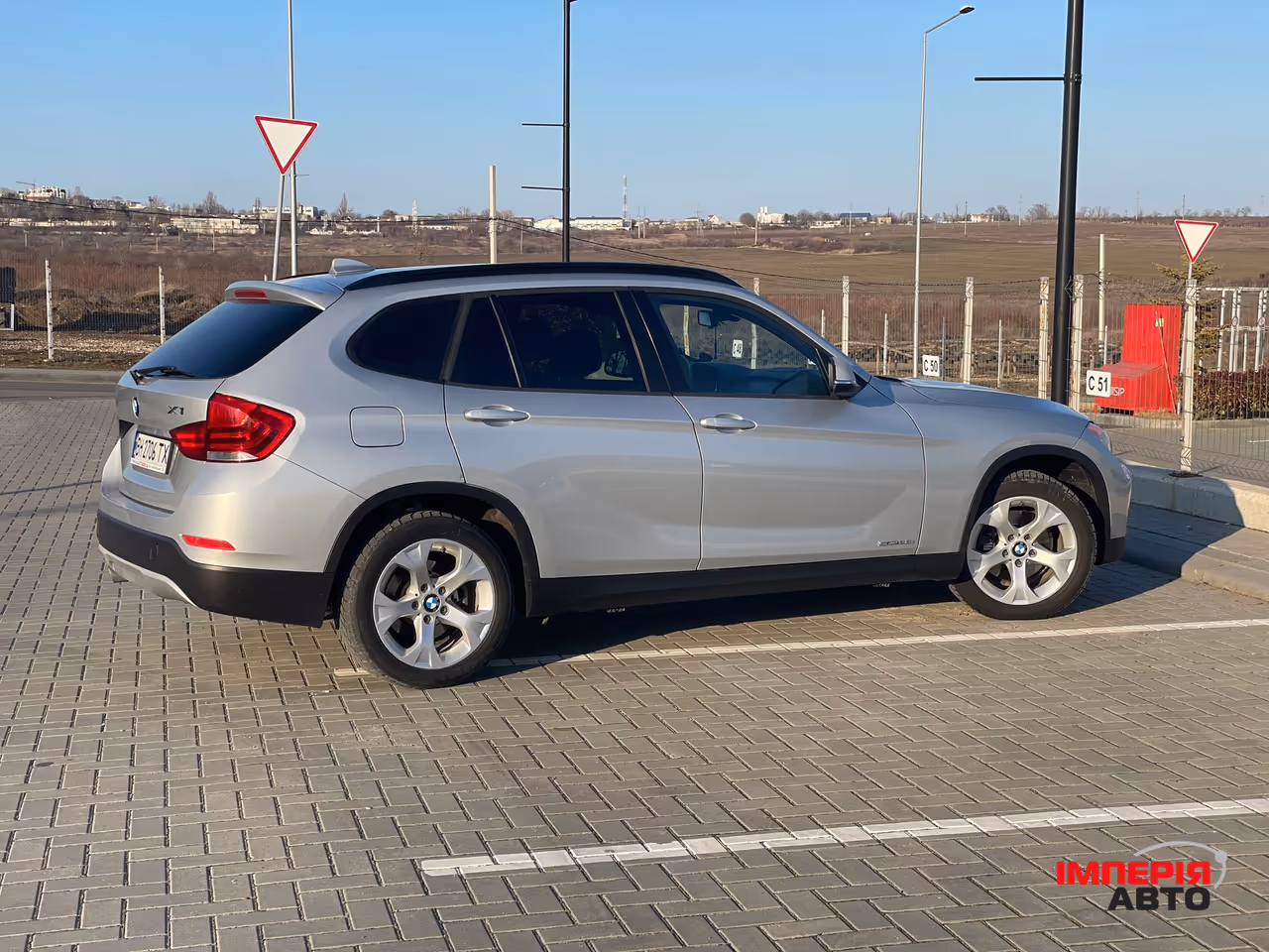 BMW X1 - фото 17