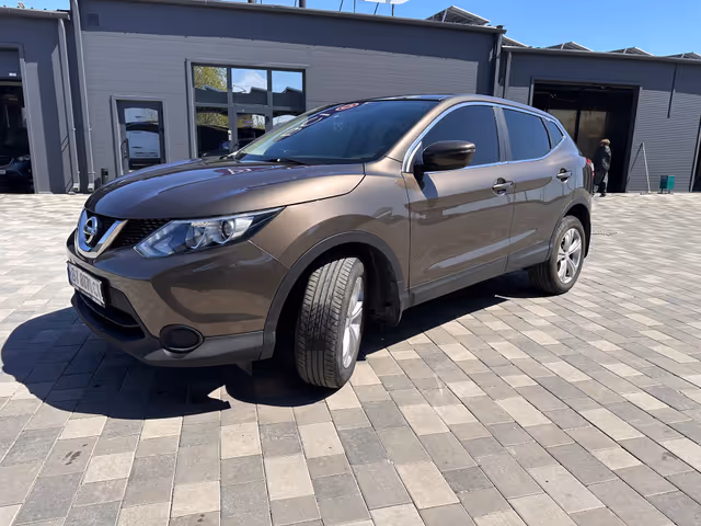 Nissan Qashqai - фото 2