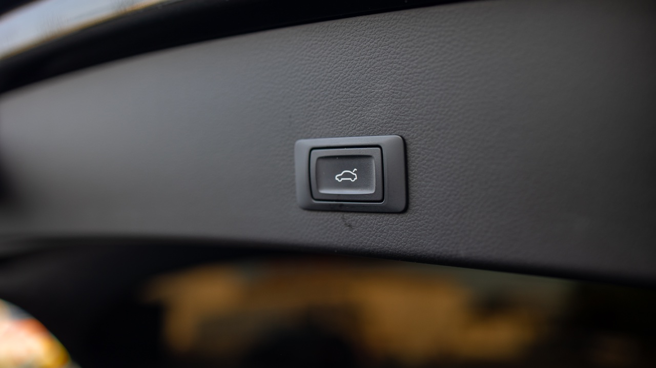 Audi A6 - фото 46