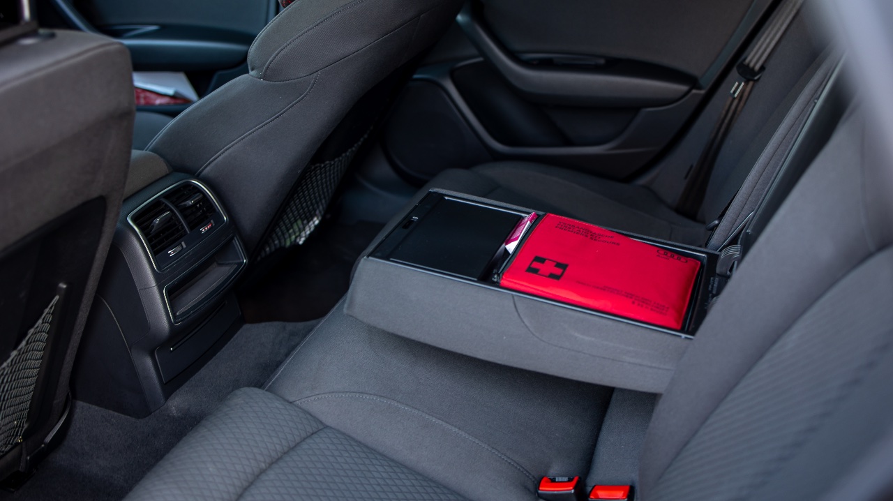 Audi A6 - фото 45