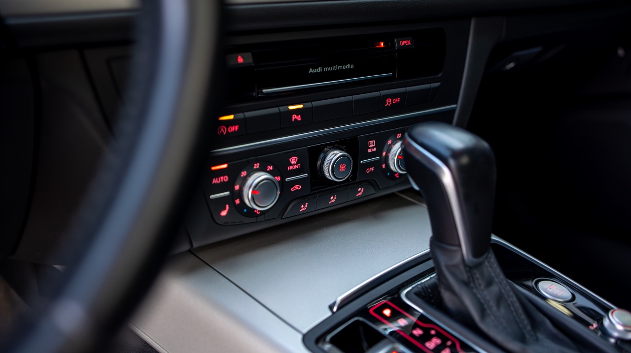 Audi A6 - фото 52