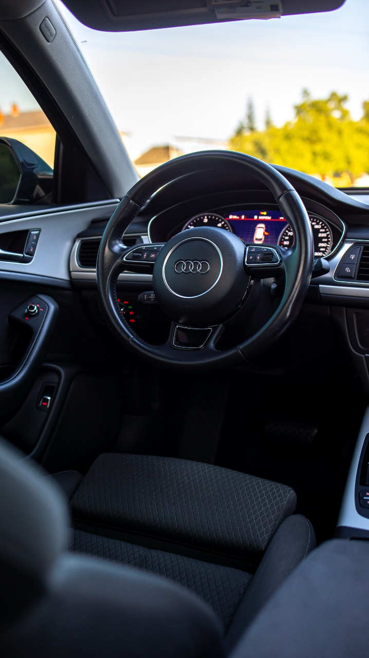 Audi A6 - фото 36