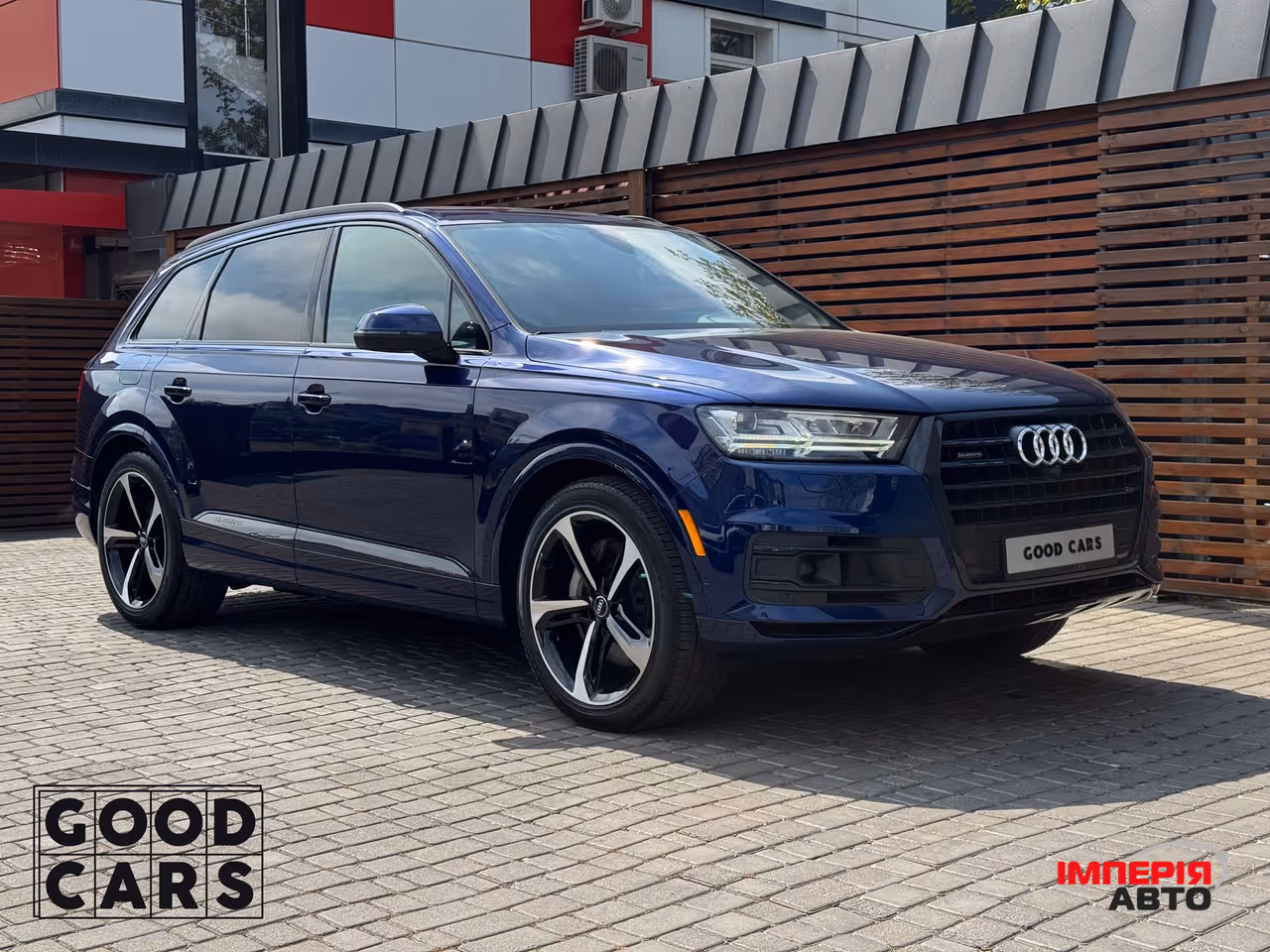 Audi Q7 - фото 9