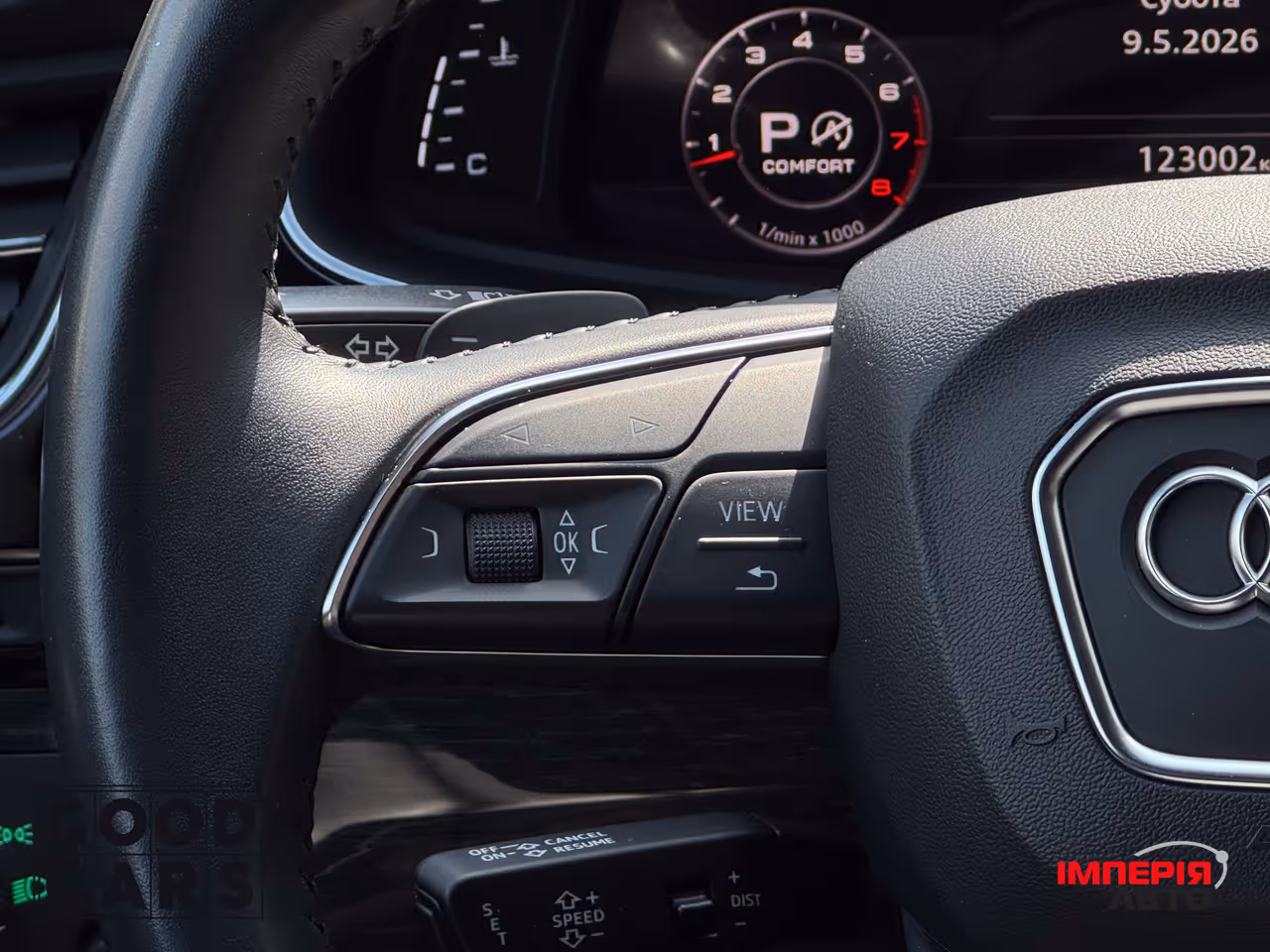 Audi Q7 - фото 28