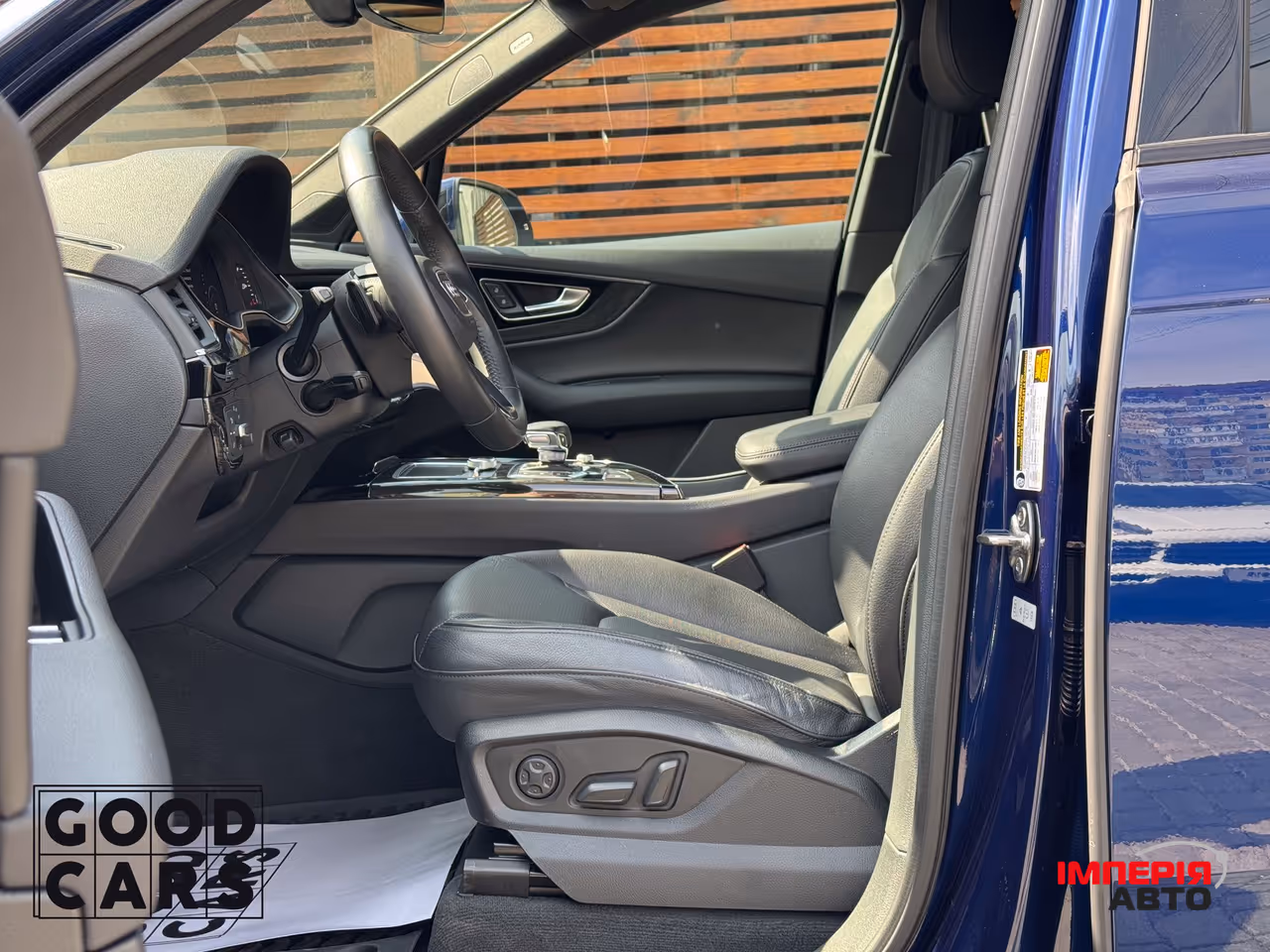 Audi Q7 - фото 20