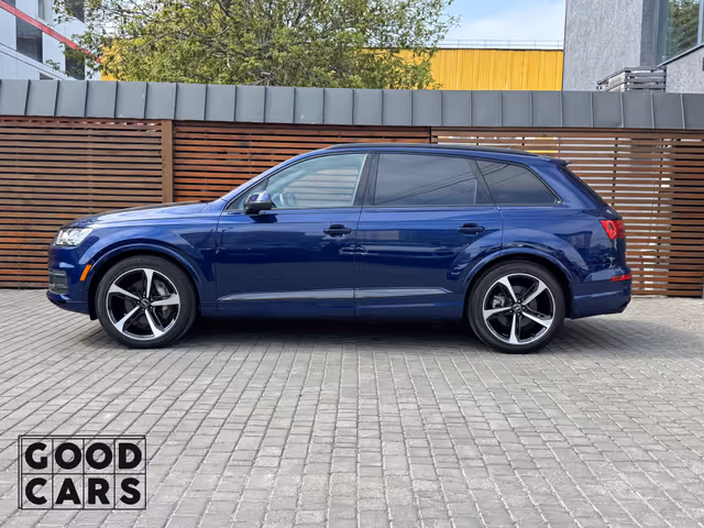 Audi Q7 - фото 4