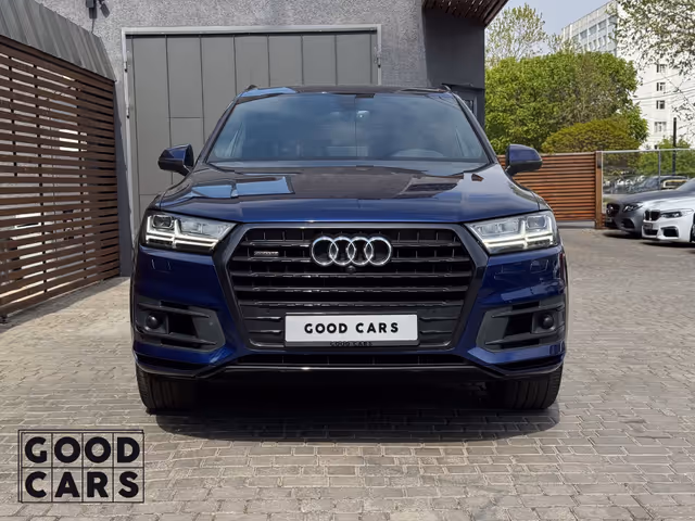 Audi Q7 - фото 2