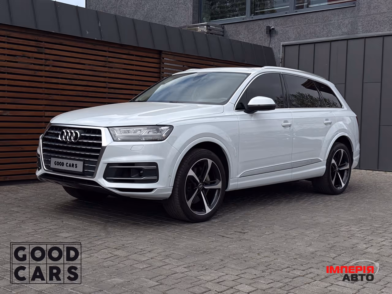 Audi Q7 - фото 3