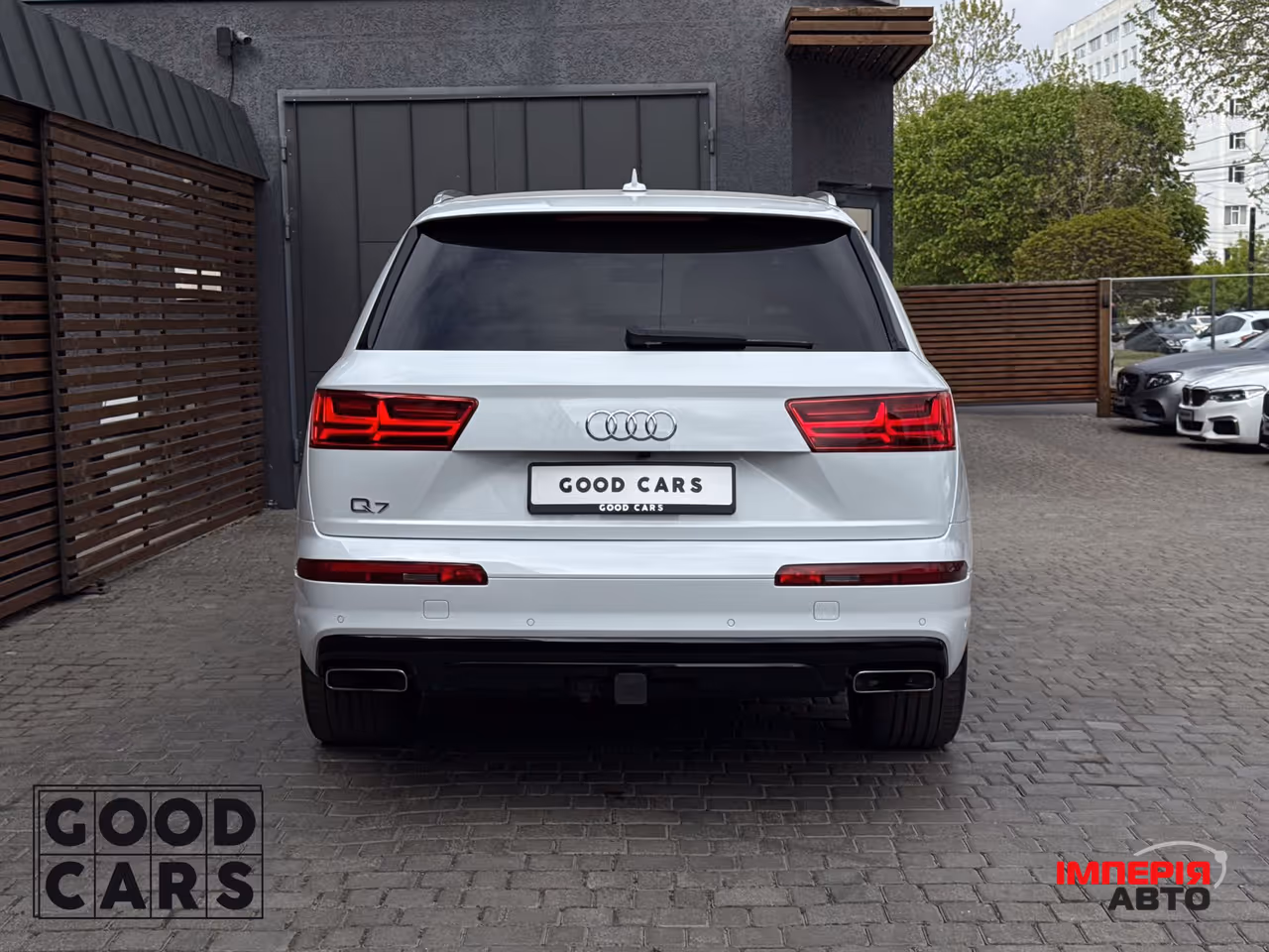 Audi Q7 - фото 6