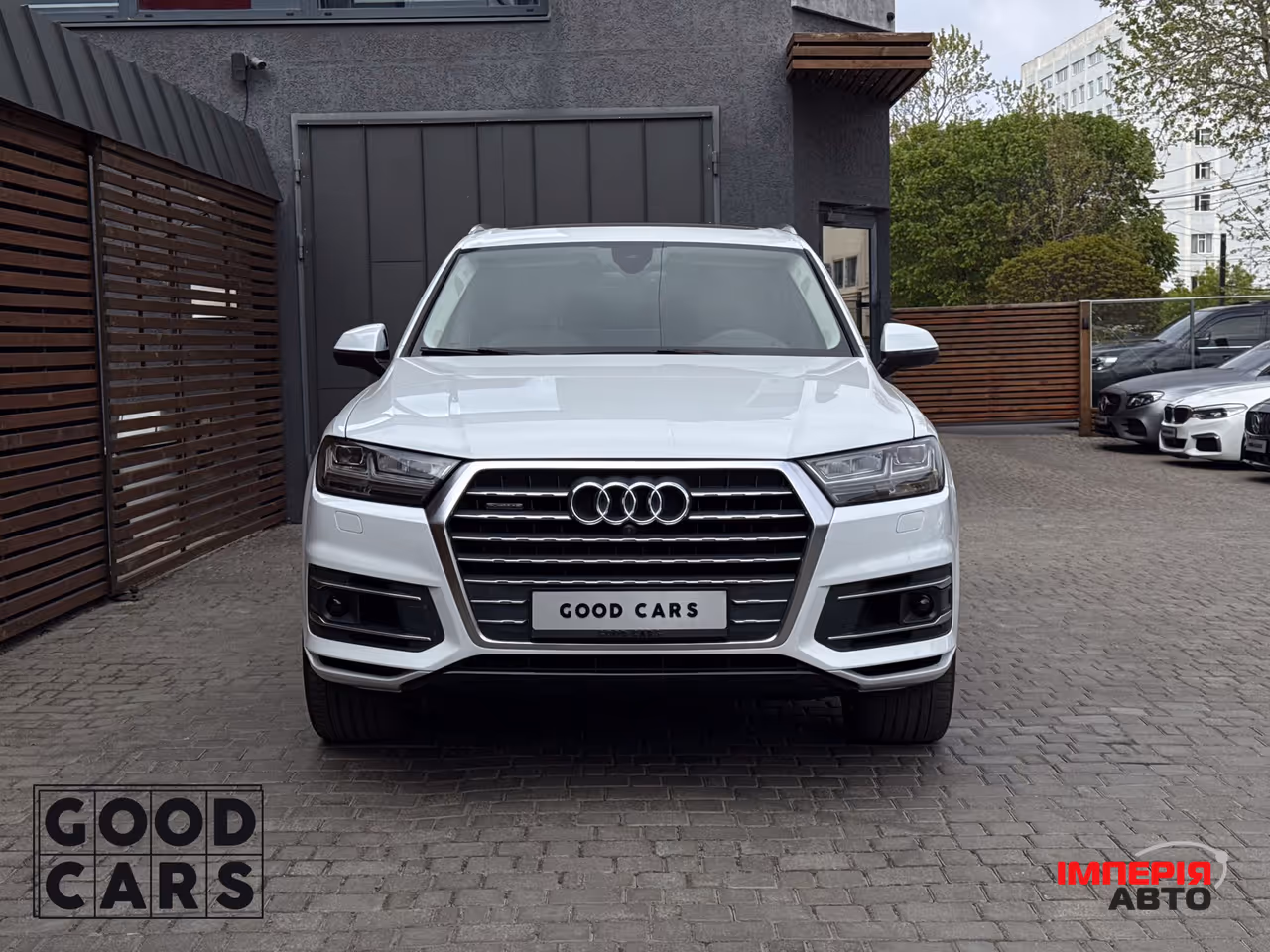 Audi Q7 - фото 2