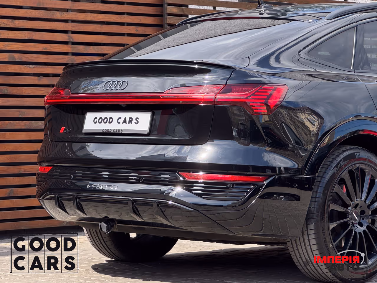 Audi Q8 e-tron - фото 17