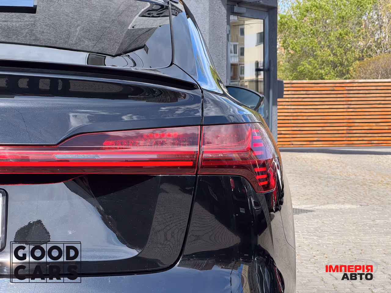 Audi Q8 e-tron - фото 11