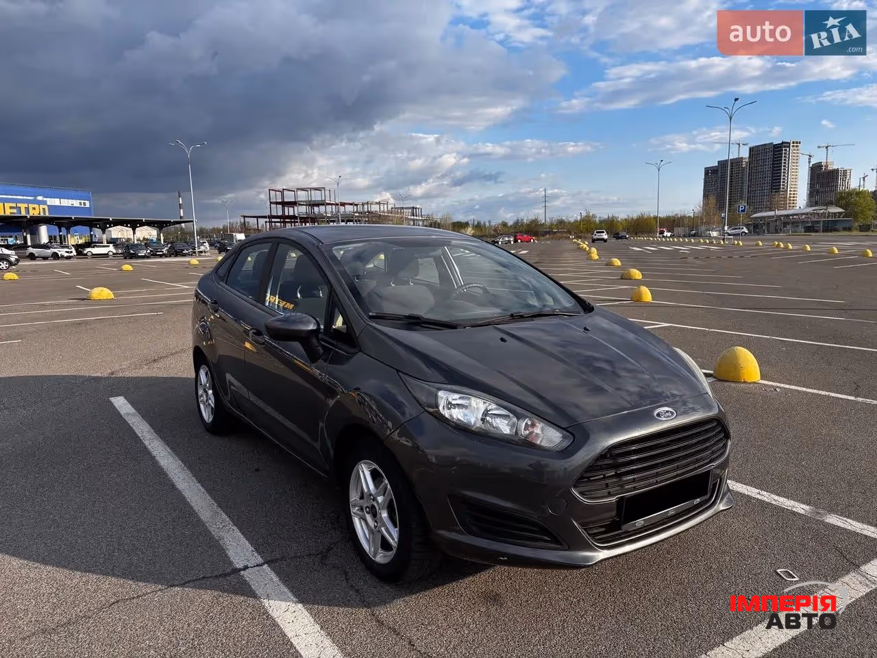Ford Fiesta - фото 1