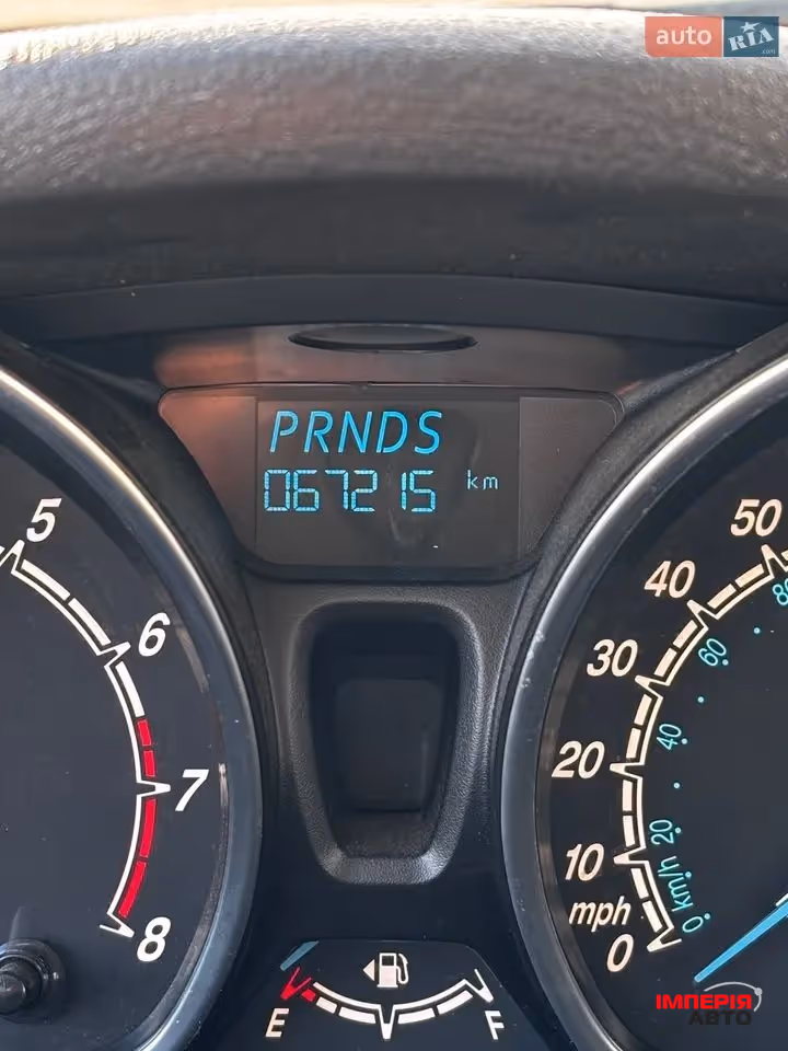 Ford Fiesta - фото 2