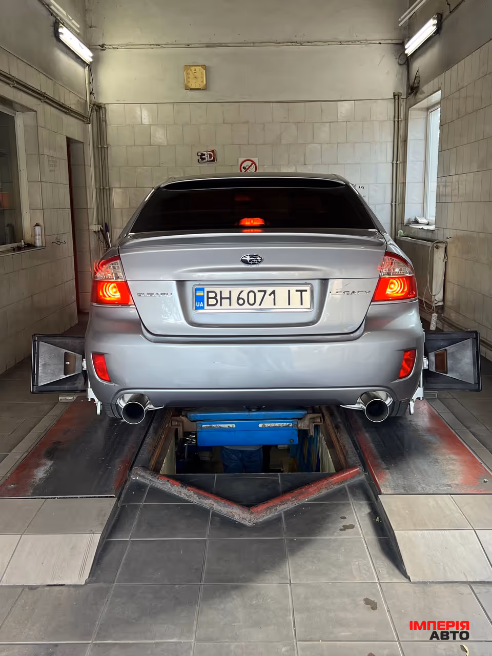 Subaru Legacy - фото 23