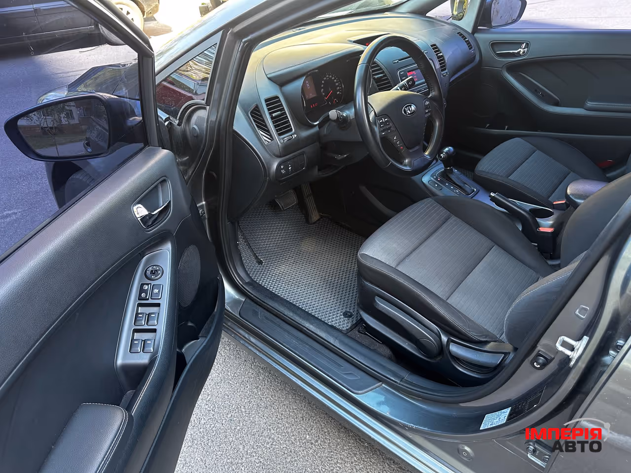 Kia Cerato - фото 10