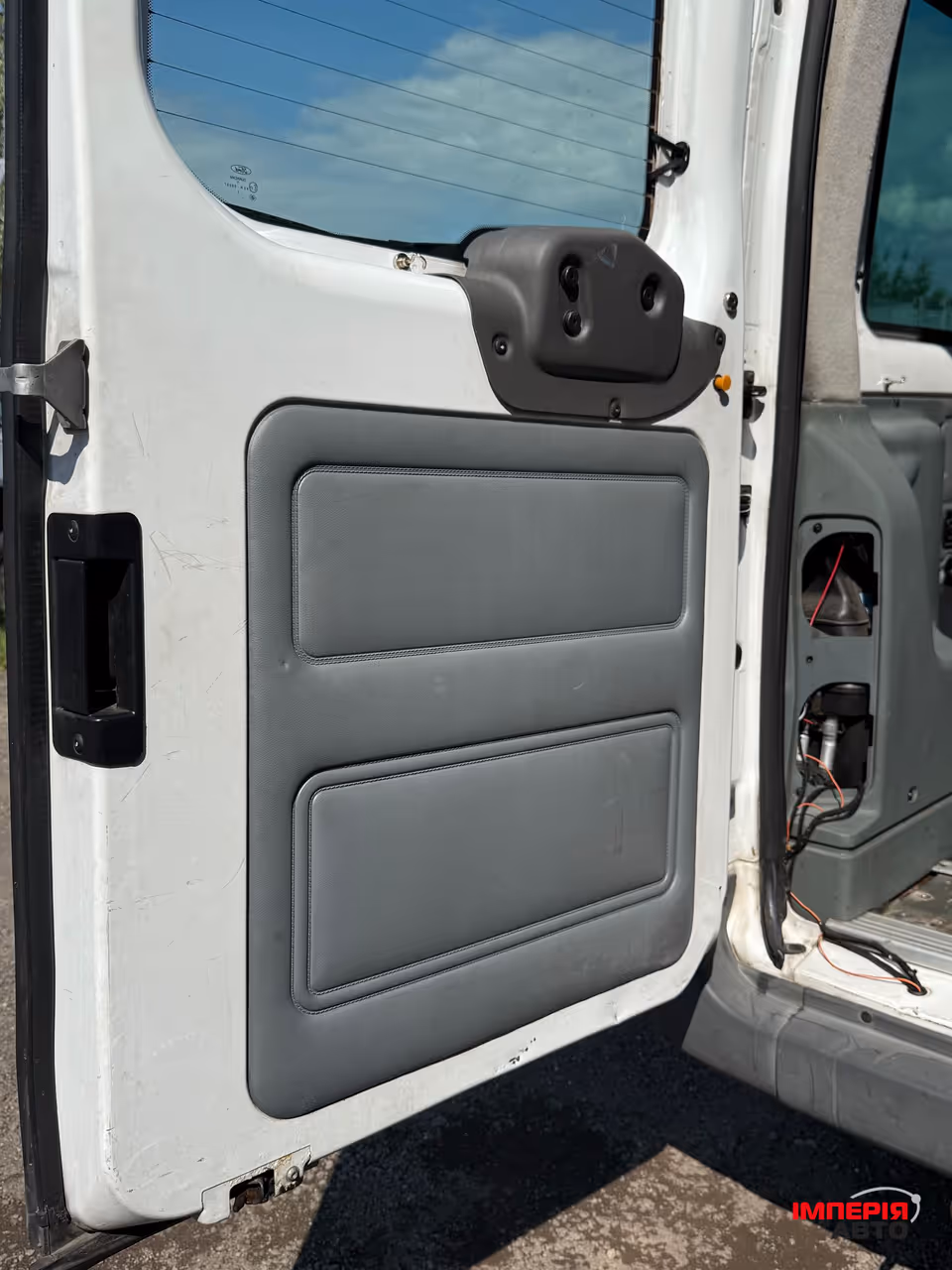Ford Transit Connect - фото 35