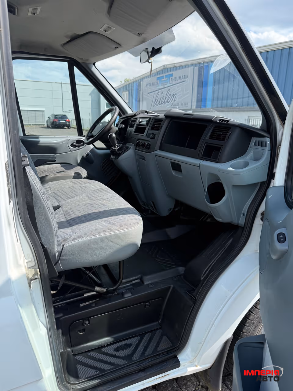 Ford Transit Connect - фото 4