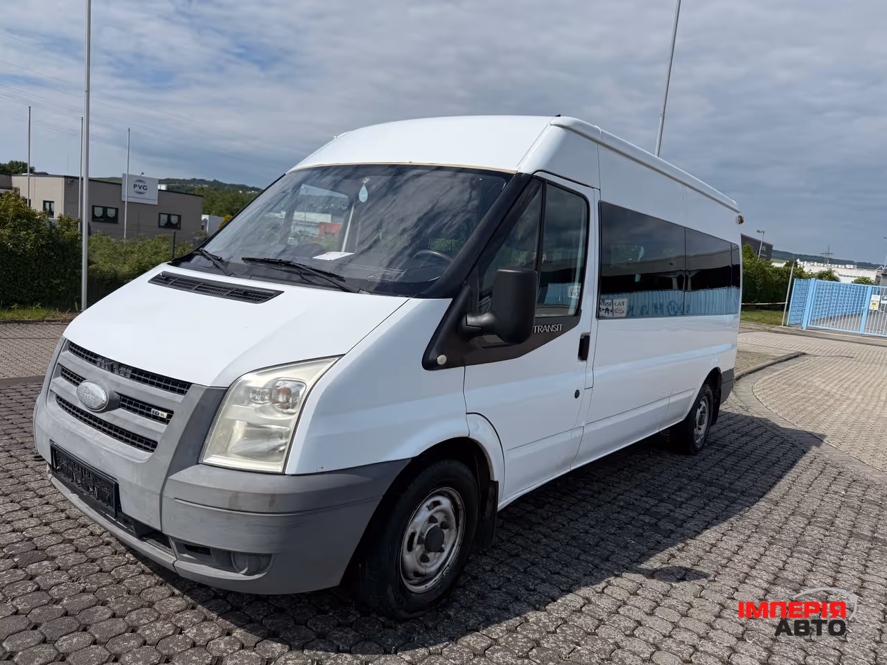 Ford Transit Connect - фото 1