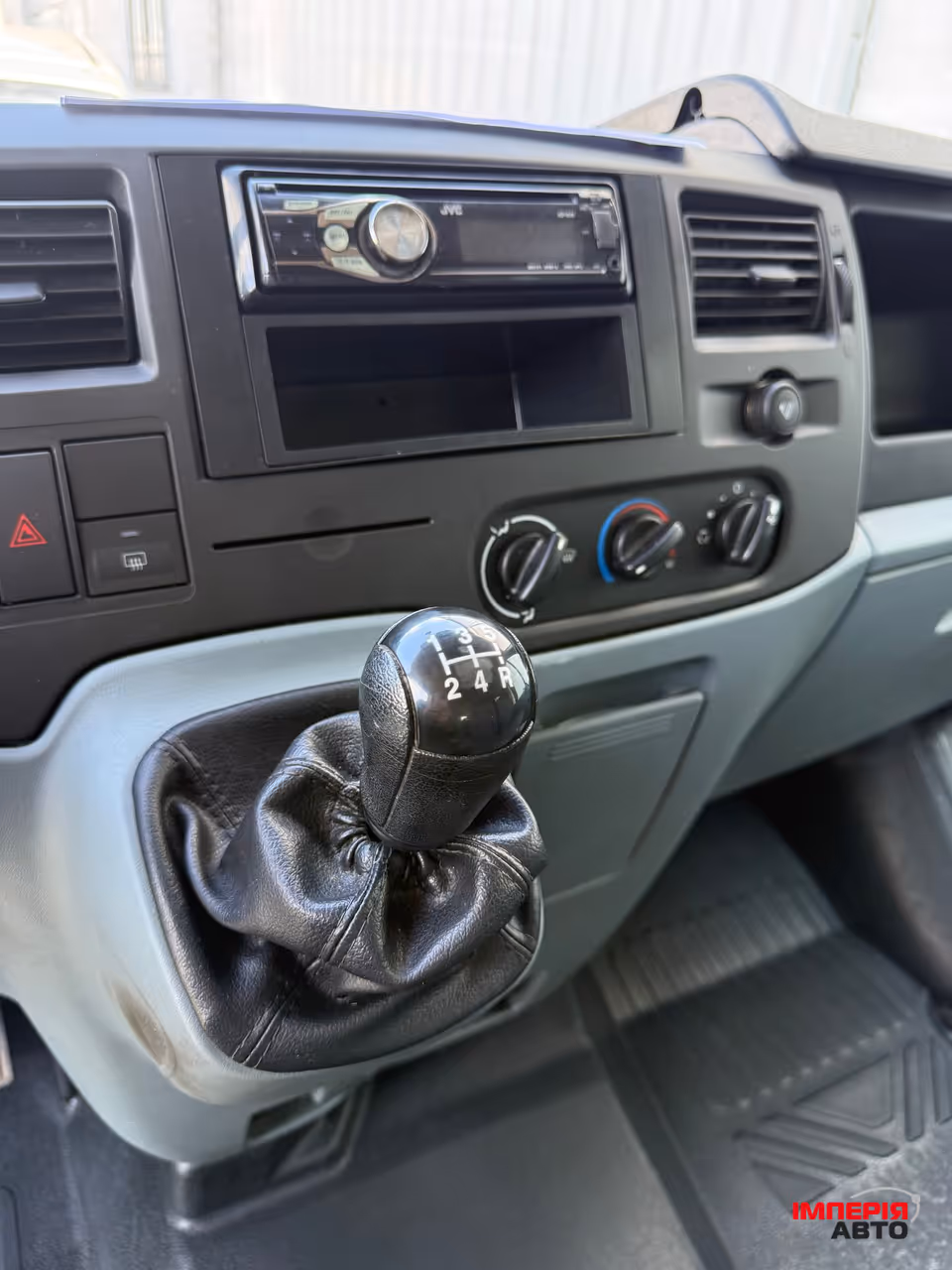 Ford Transit Connect - фото 25
