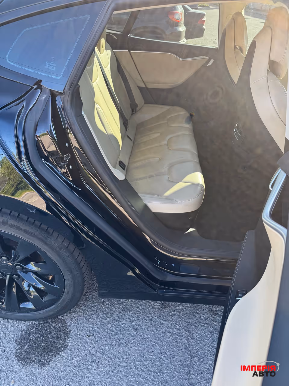 Tesla Model S - фото 6