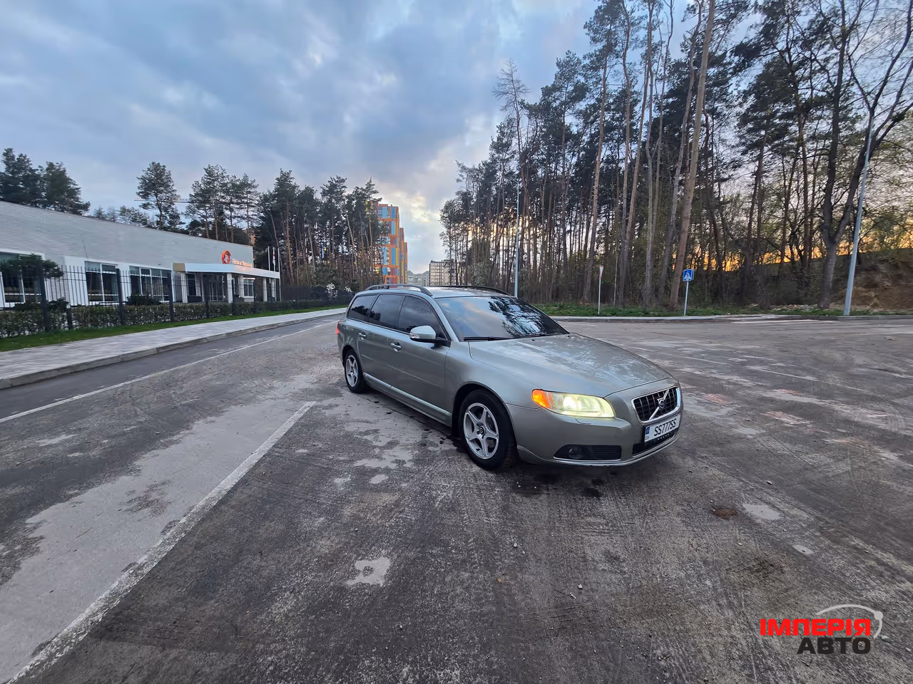 Volvo V70 - фото 2