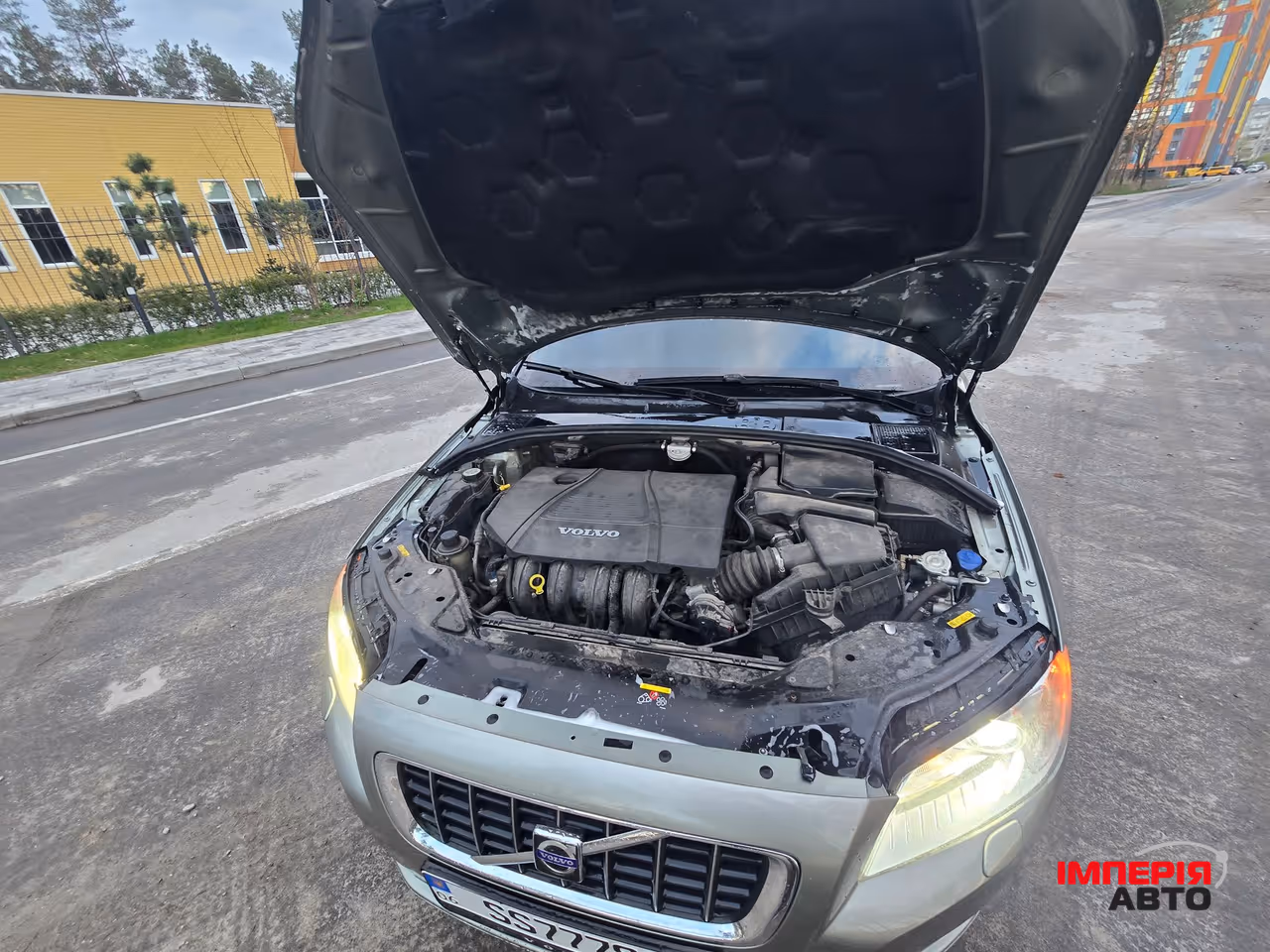 Volvo V70 - фото 4