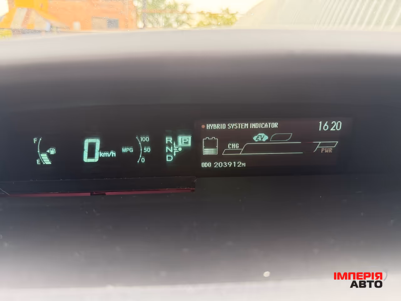 Toyota Prius - фото 3