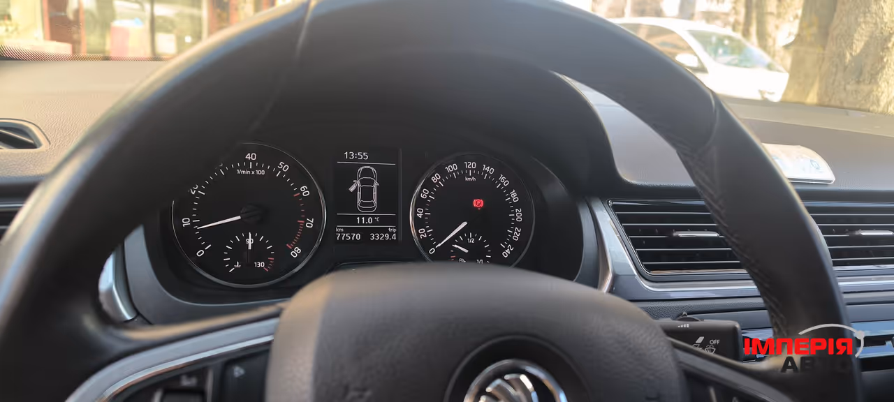 Skoda Rapid - фото 17