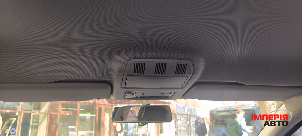 Skoda Rapid - фото 15