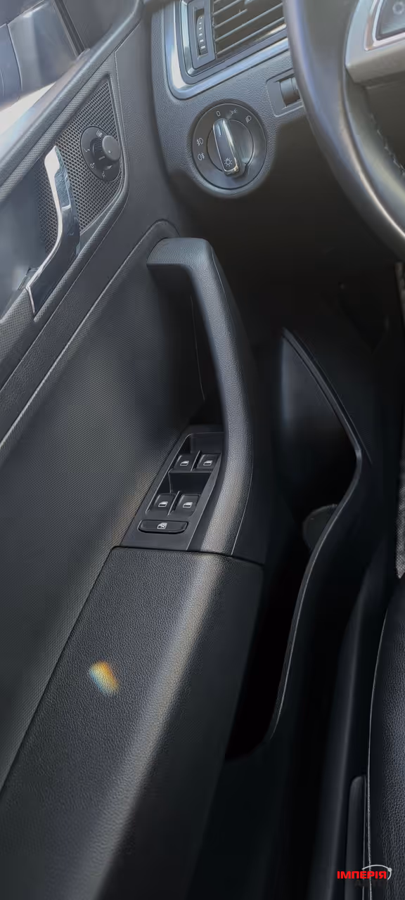 Skoda Rapid - фото 21