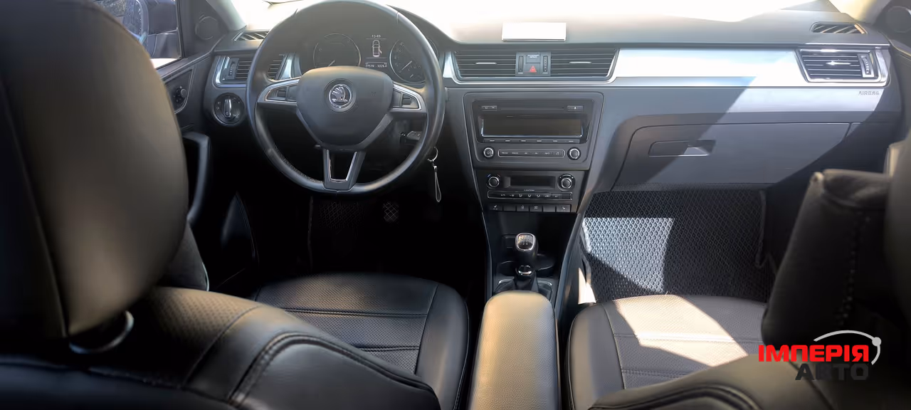 Skoda Rapid - фото 24