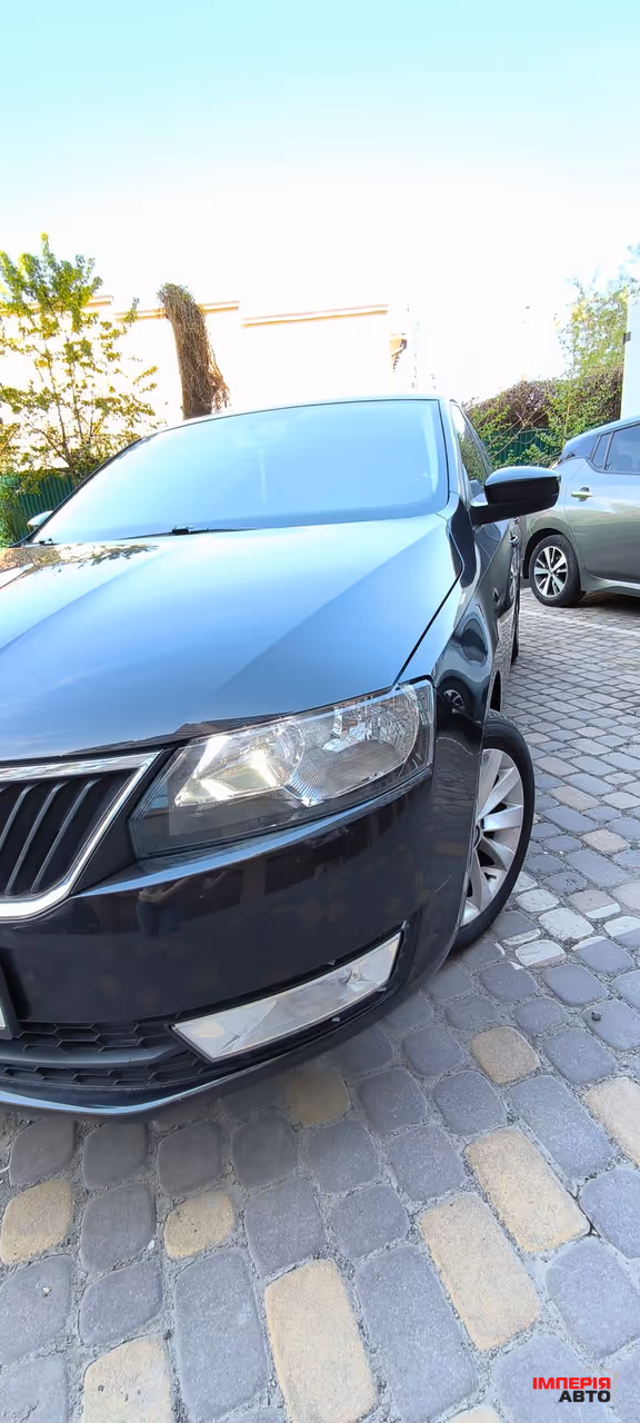 Skoda Rapid - фото 8