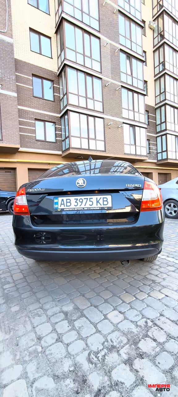 Skoda Rapid - фото 4