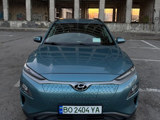 Hyundai Kona - фото 1