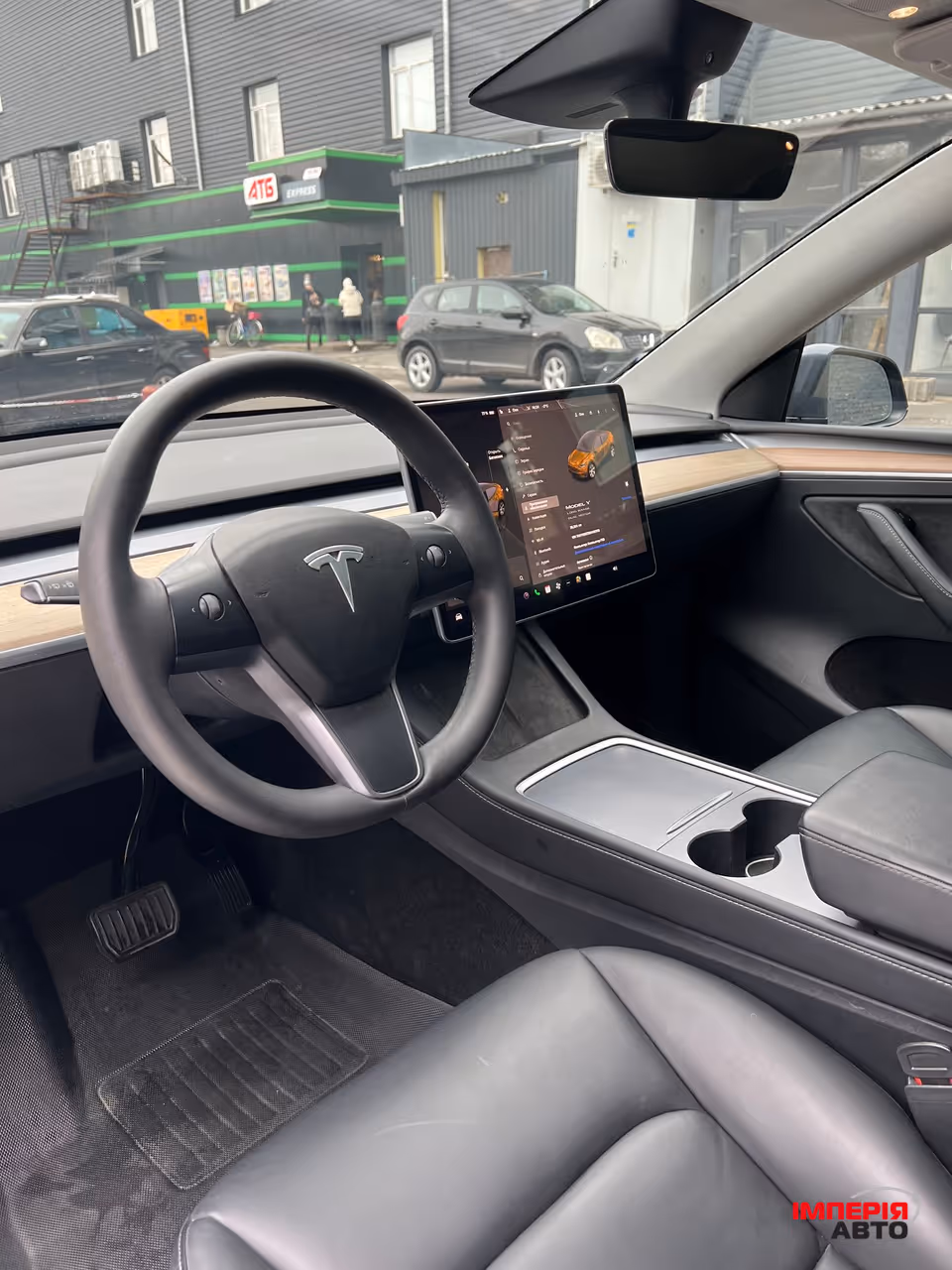 Tesla Model Y - фото 6