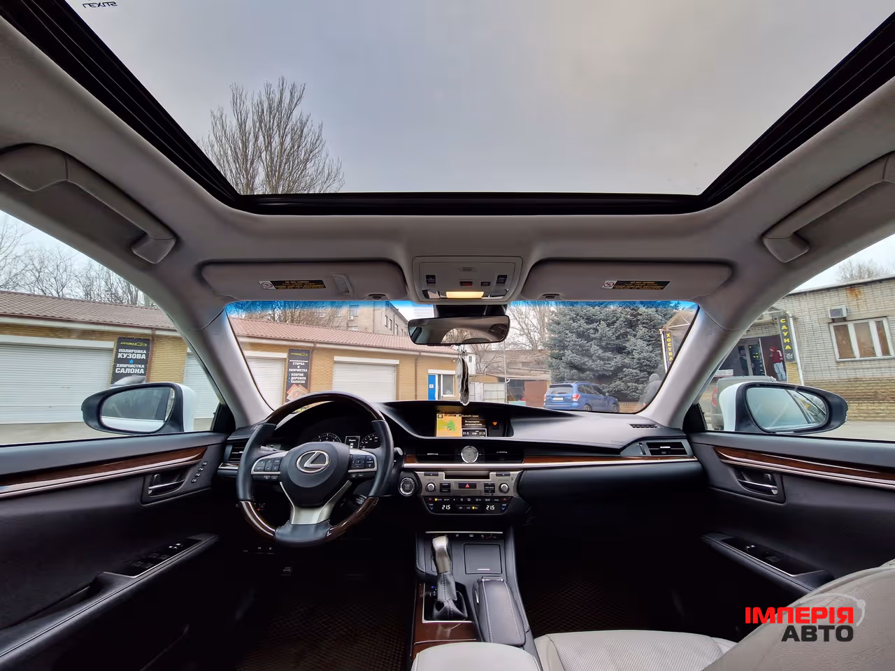 Lexus ES - фото 31