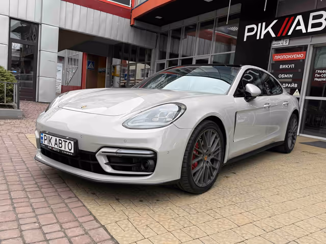 Porsche Panamera - фото 2
