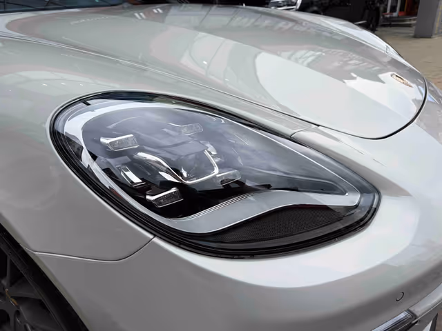 Porsche Panamera - фото 5