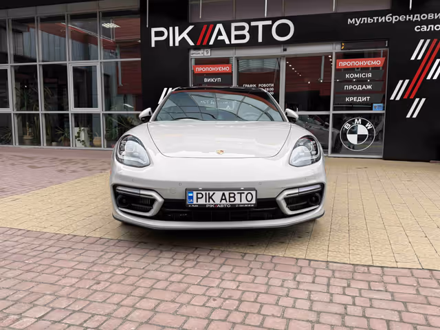 Porsche Panamera - фото 3