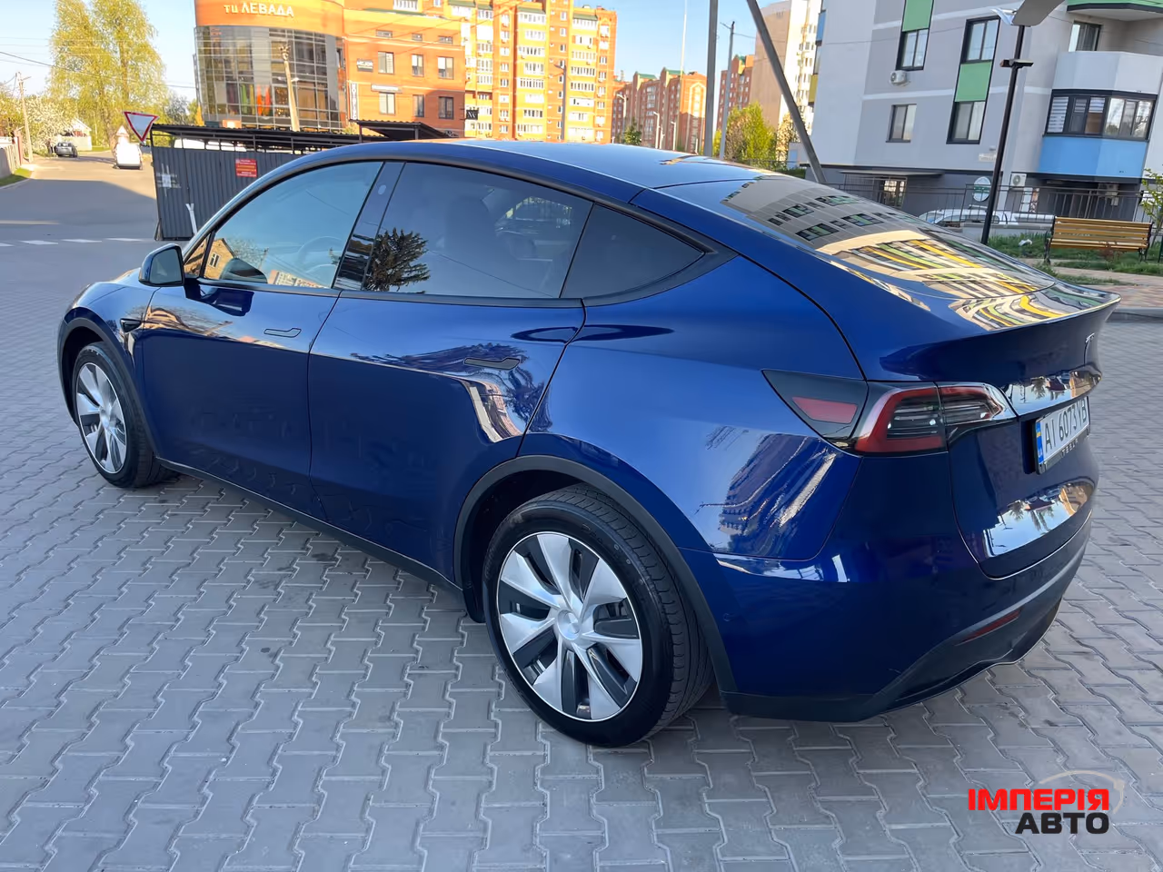 Tesla Model Y - фото 7